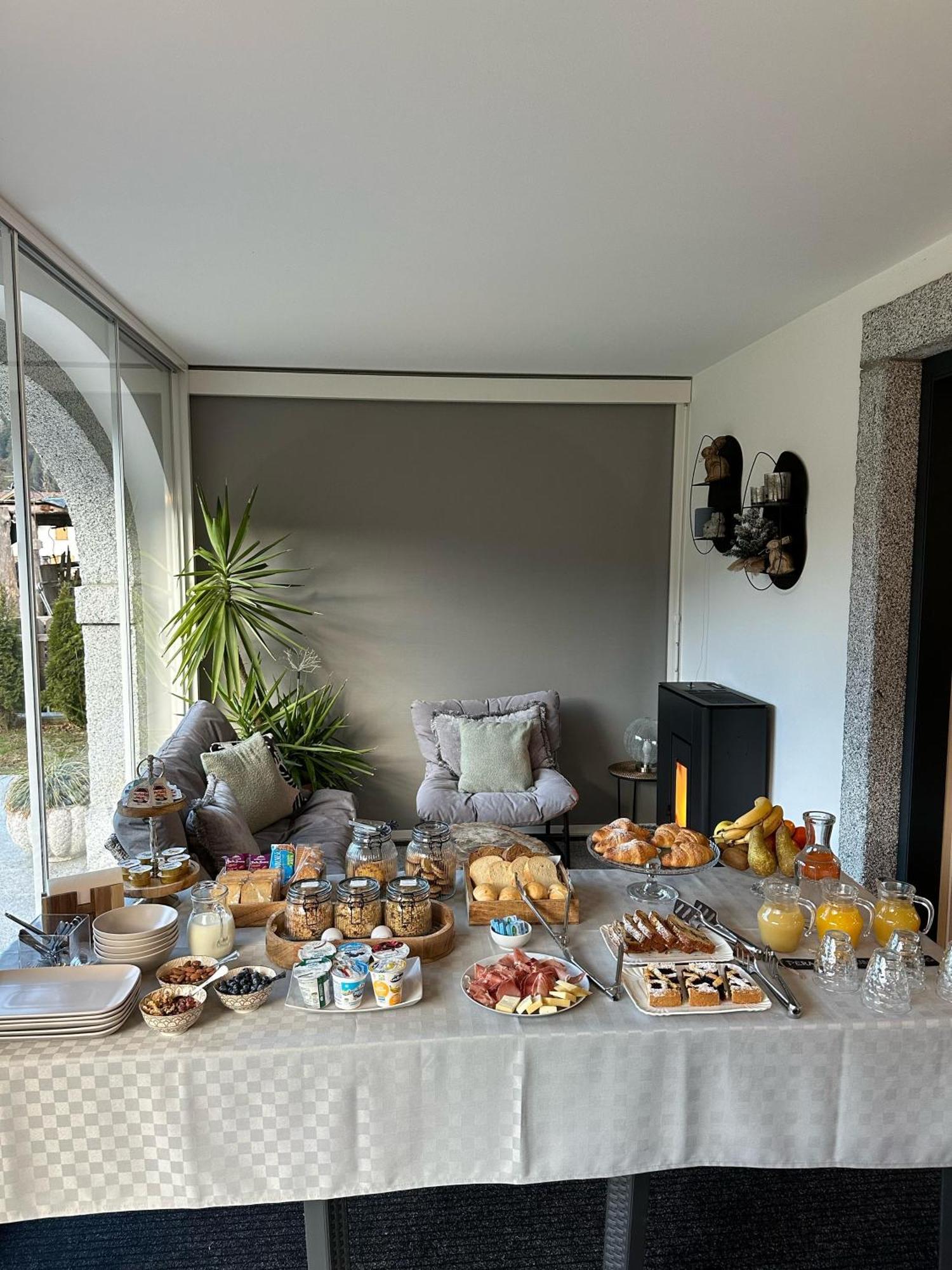 B&B Casa Il Sasso ピンツォーロ エクステリア 写真