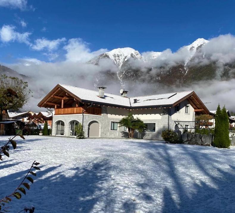 B&B Casa Il Sasso ピンツォーロ エクステリア 写真
